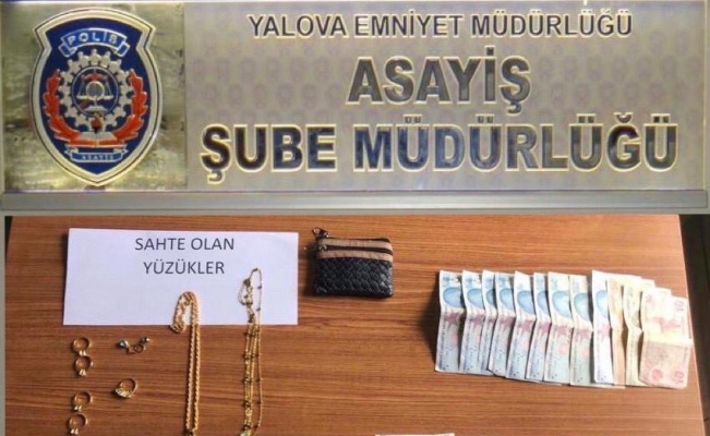 Yalova'da el çabukluğuyla kuyumcudan hırsızlık şüphelisi 2 kişi tutuklandı