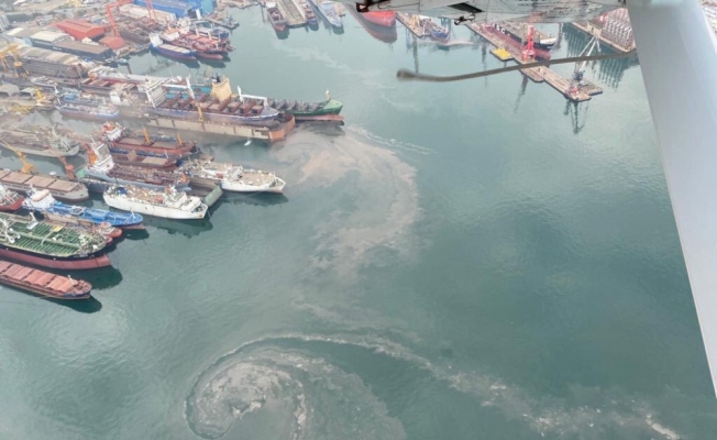 Tuzla'da denizi kirleten gemiye 1,3 milyon lira ceza kesildi