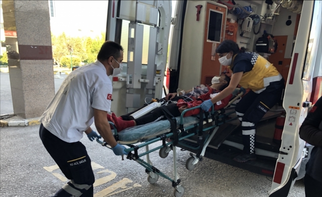 Kocaeli'de koluna çit teli batan çocuk yaralandı
