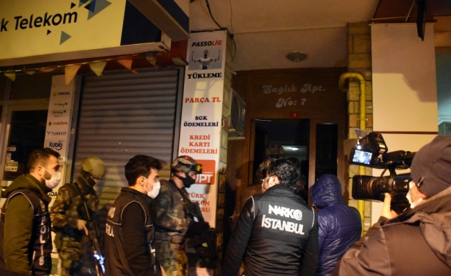 İstanbul'da uyuşturucu satıcılarına yönelik eş zamanlı operasyonda çok sayıda şüpheli yakalandı