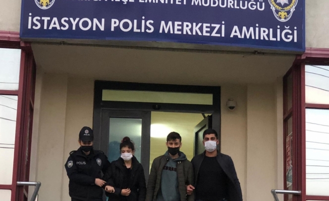 Darıca'da taksiye sahte para verdiği ileri sürülen karı koca tutuklandı