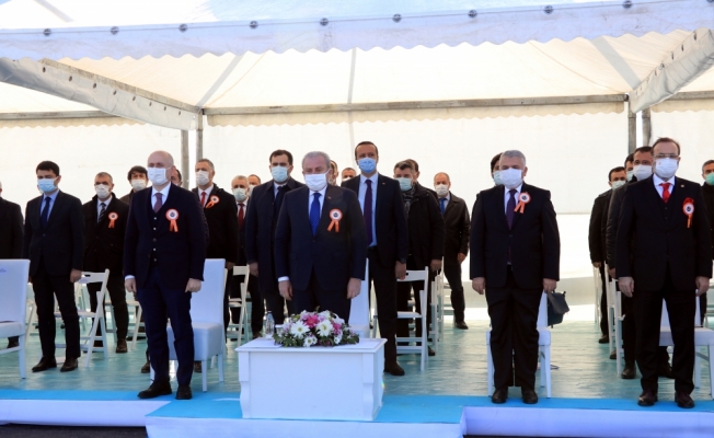Ulaştırma ve Altyapı Bakanı Karaismailoğlu, Tekirdağ-Hayrabolu Yolu Kandamış Kesimi Açılış Töreni'ne katıldı: