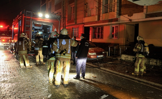 Esenyurt'ta bina yangını: 1 yaralı