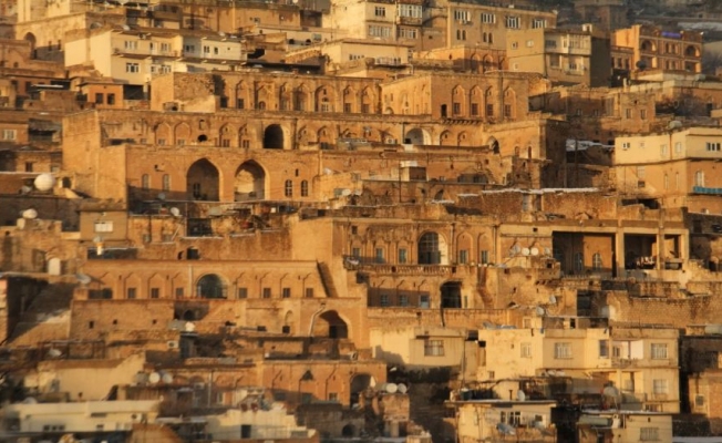 Mardin’in altın sarısı taş evleri hayran bırakıyor