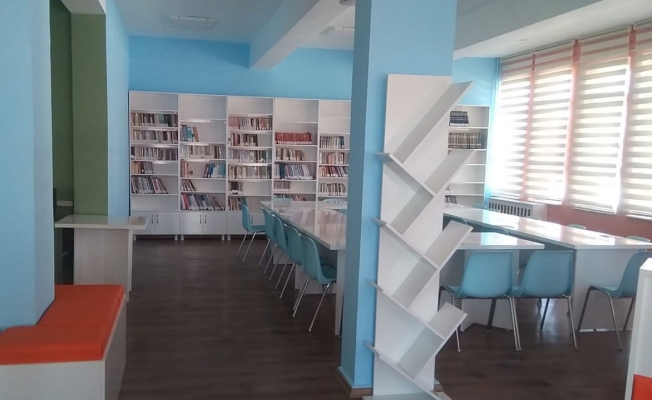 Bursa'da 33 okul kütüphanesi yenilendi