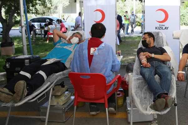 ASKİ ve Türk Kızılayı'ndan ortak kan bağışı kampanyası