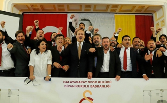 Galatasaray’da yeni başkan Burak Elmas