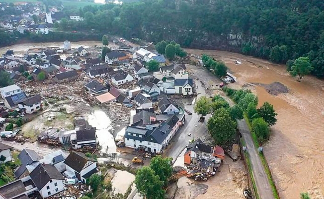 Avrupa’da sel felaketi: En az 90 ölü