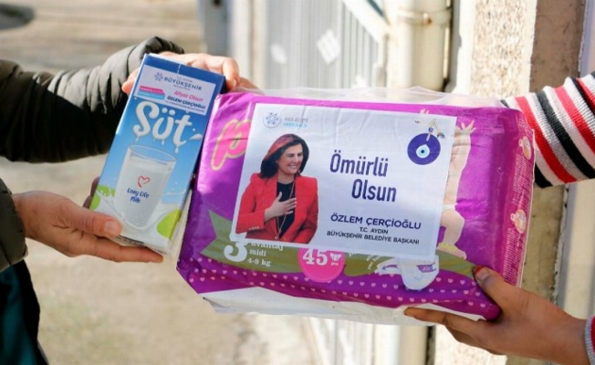 Aydın Büyükşehir'den bebek bezi ve süt desteği