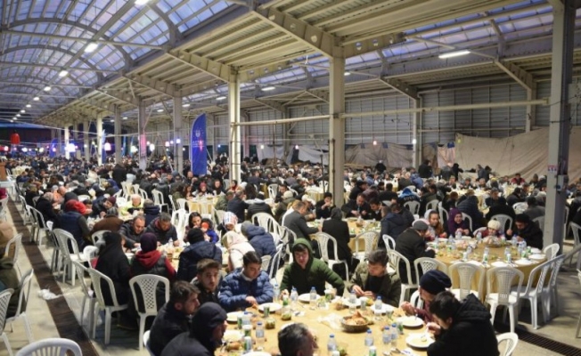 Bursa'da iftar sofrası Büyükorhan'da kuruldu