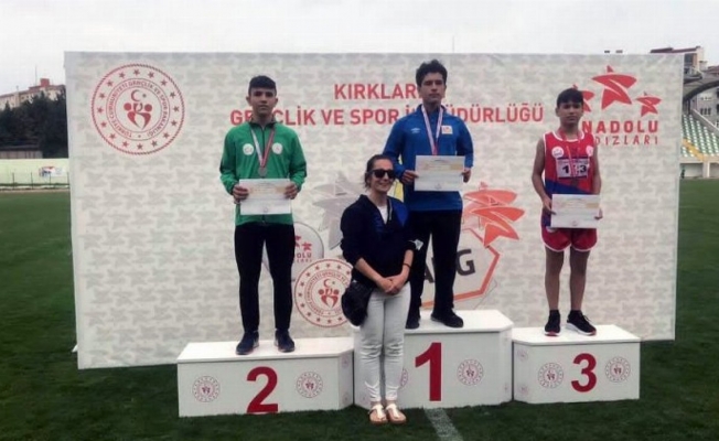 Bursa Osmangazili atlet 'yıldızlar'da göz doldurdu