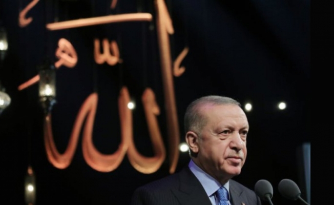 Cumhurbaşkanı Erdoğan: Sıkıntıların sebebi de çaresi de Kur'an-ı Kerim'de 