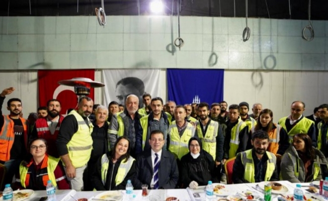 İmamoğlu yerin 25 metre altında metro çalışanları ile iftar yaptı 