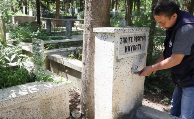 Manisa'da mezarlık çeşmelerine bakım