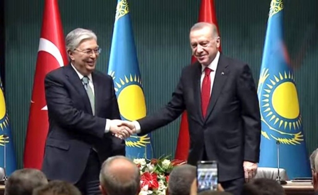 Kazakistan'la yeni imzalar atıldı... Ticarette hedef 10 milyar dolar