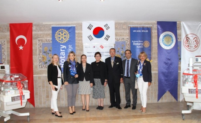Rotary’den Ankara Üniversitesi 'yeni doğan'a kuvöz bağışı