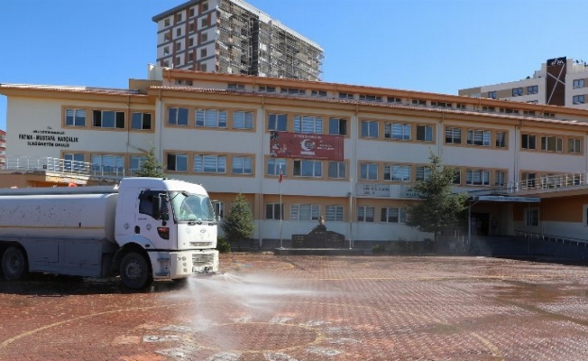 Kayseri Talas'ta okullar yeni döneme hazırlanıyor
