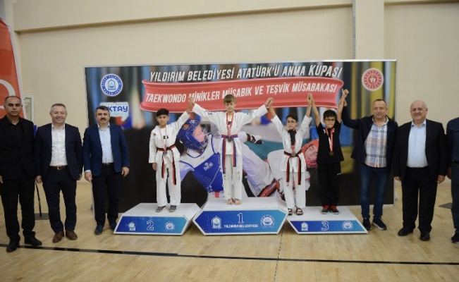 Bursa Yıldırım'da sporcuları Atatürk Kupası teşviği
