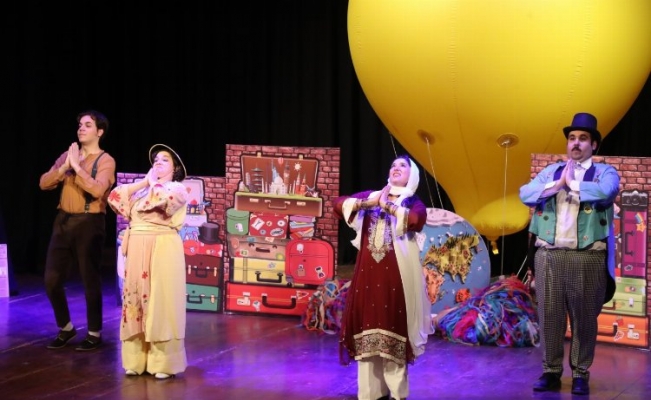 Sakarya'da miniklerin tiyatro heyecanı