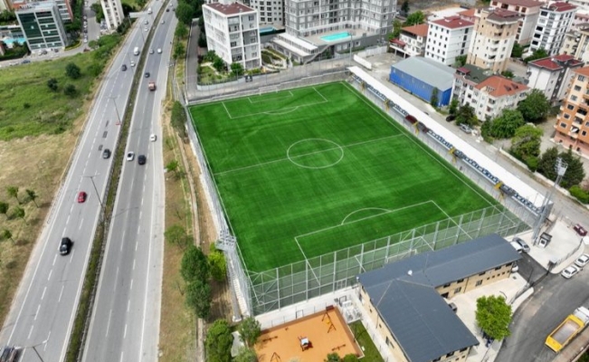 Kartal'a yeni futbol sahası