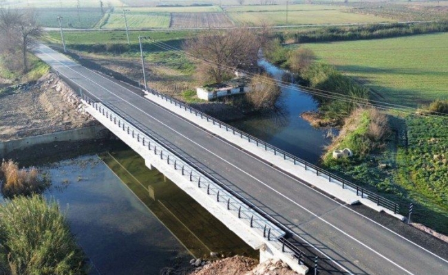 İzmir'in yolları köprülerle örüldü
