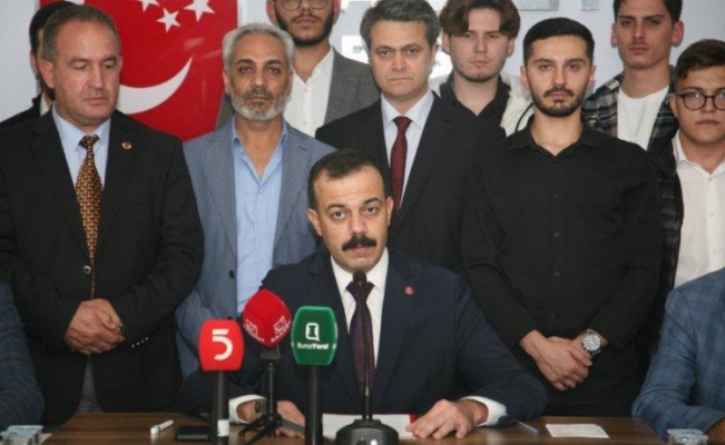 Saadet Partisi Bursa'da büyükşehir belediye başkan adayını açıkladı