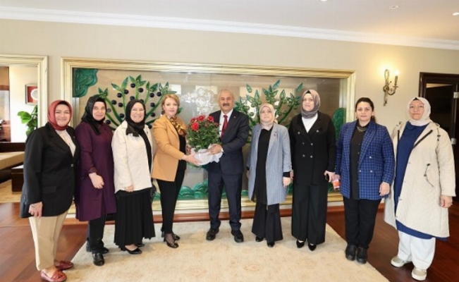 Başkan Büyükgöz’e AK Parti’den ziyaretler 