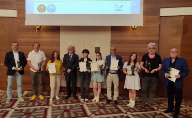 Dünyanın tek turizm karikatürleri yarışmasında ödüller verildi