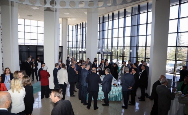 Erciyes Üniversitesi’nde geleneksel bayramlaşma töreni yapıldı