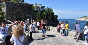 Batı Karadeniz'in turizm merkezleri tatilcileri ağırlıyor