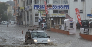 Edirne'de sağanak: Evleri su bastı