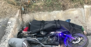 Motosikletle su kanalına düşen çift hayatını kaybetti