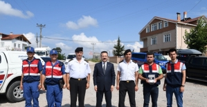 Vali Aksoy'dan  jandarma trafik ekibine ziyaret