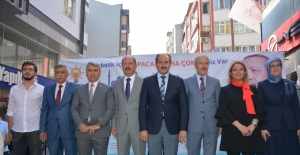AK Parti Balıkesir teşkilatı bayramlaştı