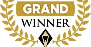 Akbank 17 ödülle Grand Stevie Winner unvanını aldı