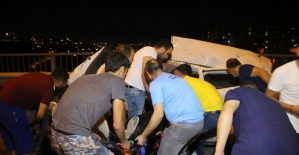 Anadolu Otoyolu'nda TIR ile otomobil çarpıştı: 3 yaralı
