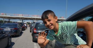 Avrupa'da yaşayan Türklerin Kapıkule'den dönüş yolculuğu sürüyor