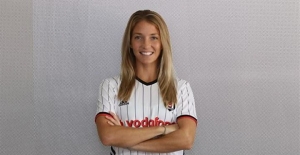 Beşiktaş'ın ABD asıllı kadın futbolcusunun hedefi ay-yıldızlı forma