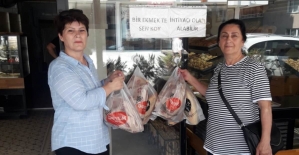 MHP Lüleburgaz Kadın Kolları Başkanlığından "Askıda Ekmek" uygulamasına destek