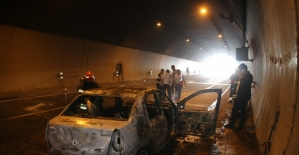 Kocaeli'de tünelde araç yangını