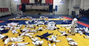 Lüleburgaz'da Judo kampı düzenlendi