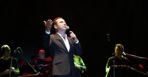 Ferhat Göçer Tekirdağ'da konser verdi