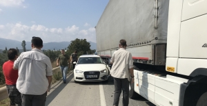 Kemal Kılıçdaroğlu'nun koruma ekibinin aracına tır çarptı