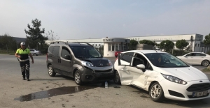 Çerkezköy'de trafik kazası: 2 yaralı