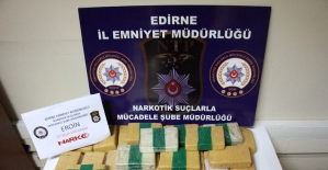 Edirne polisinden sınırda uyuşturucu operasyonu