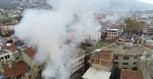 Bursa'da Kayhan Çarşısı bölgesinde yangın