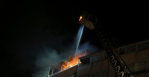 Kağıthane'de bina yangını