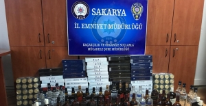 Sakarya'da kaçak içki ve sigara operasyonu