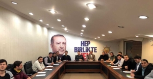 Toçoğlu, AK Parti İl Gençlik Kolları toplantısına katıldı