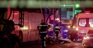 Bağcılar'da beton mikserinin altında kalan motosikletli öldü